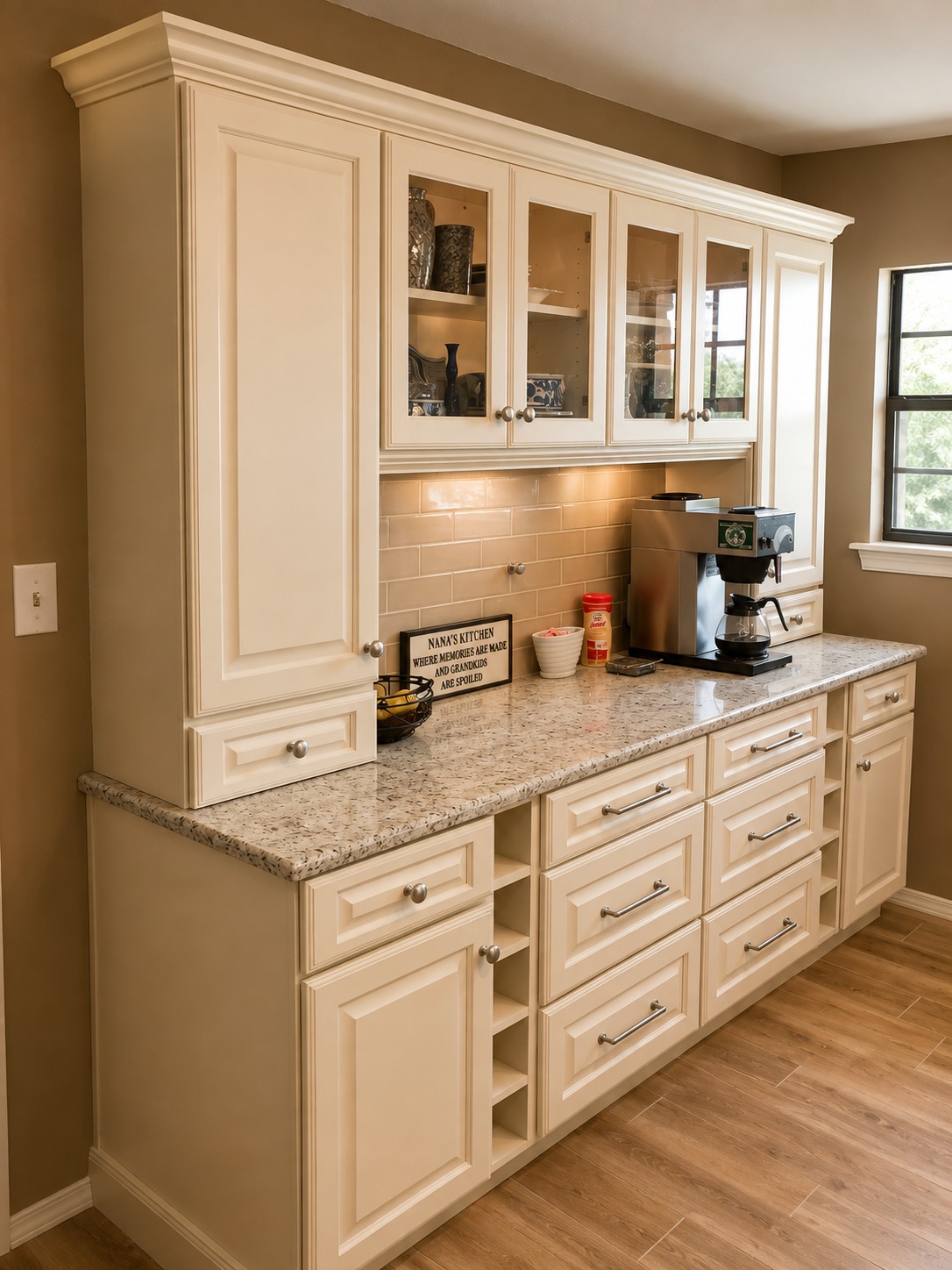Custom Butler's Pantry